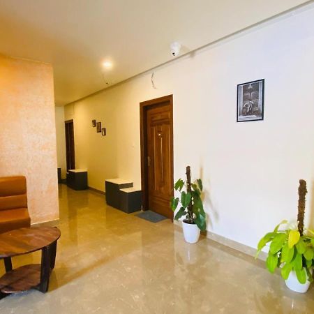 C-Suites Winster Bangalore Buitenkant foto